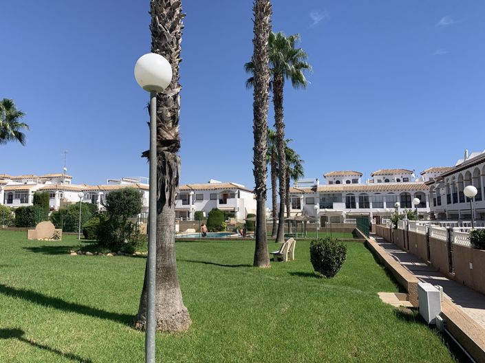 Image No.21-2 Bed Apartment for sale