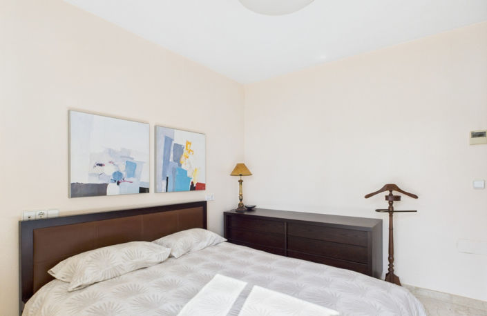 Image No.24-3 Bed Townhouse for sale