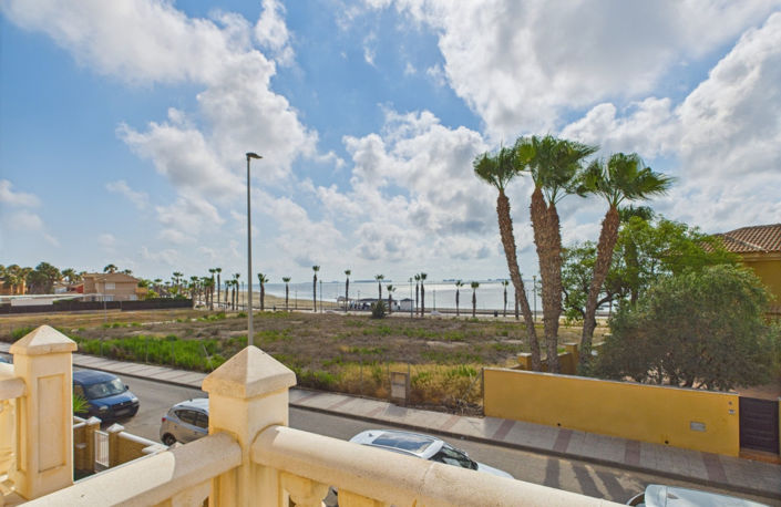 Image No.26-3 Bed Townhouse for sale