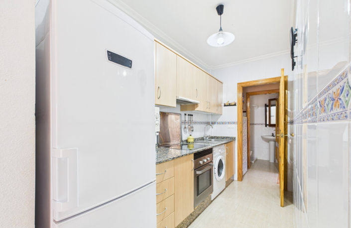 Image No.12-4 Bed Townhouse for sale