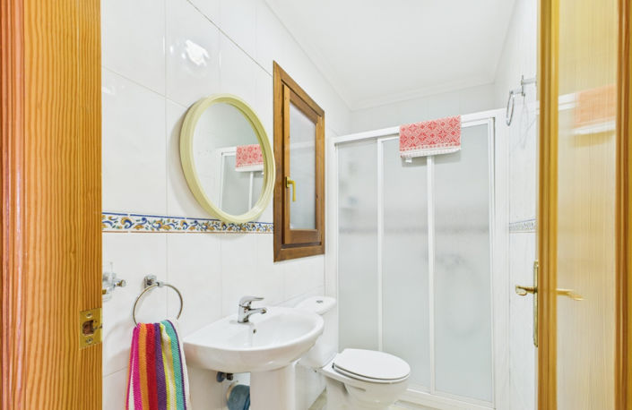 Image No.29-4 Bed Townhouse for sale