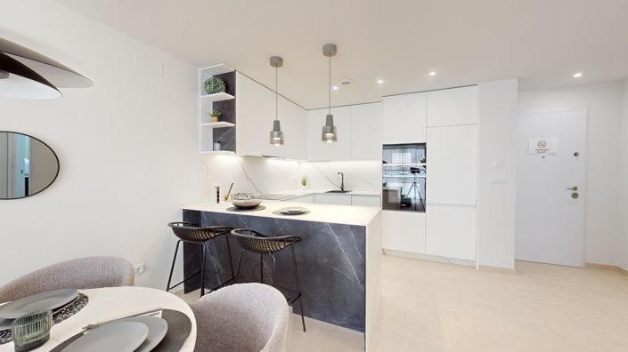 Image No.33-3 Bed Apartment for sale