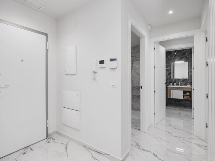 Image No.32-2 Bed Apartment for sale