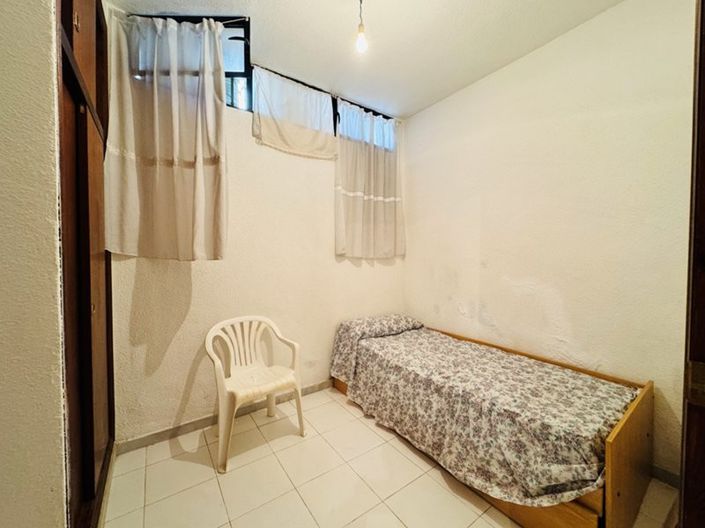 Image No.18-3 Bed Townhouse for sale