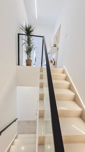 Image No.11-3 Bed Villa for sale