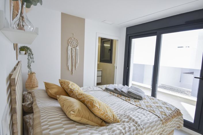 Image No.43-3 Bed Villa for sale