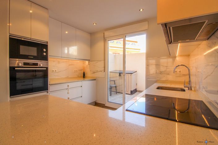 Image No.19-2 Bed Apartment for sale