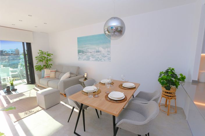 Image No.14-2 Bed Apartment for sale