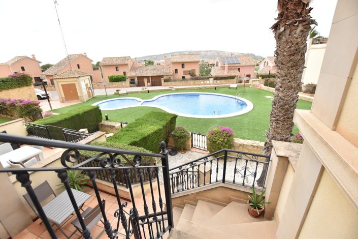 Image No.23-2 Bed Townhouse for sale