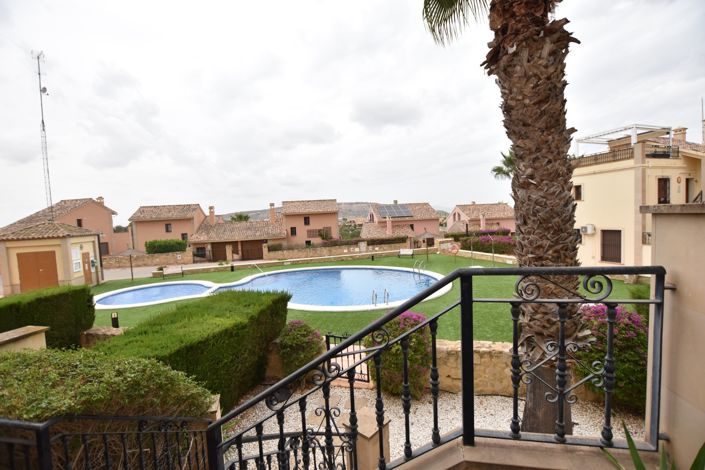 Image No.26-2 Bed Townhouse for sale