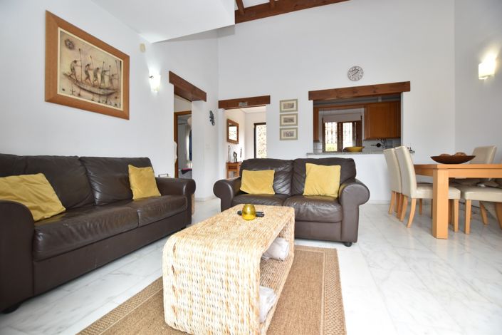 Image No.4-2 Bed Townhouse for sale