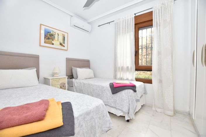 Image No.5-2 Bed Townhouse for sale