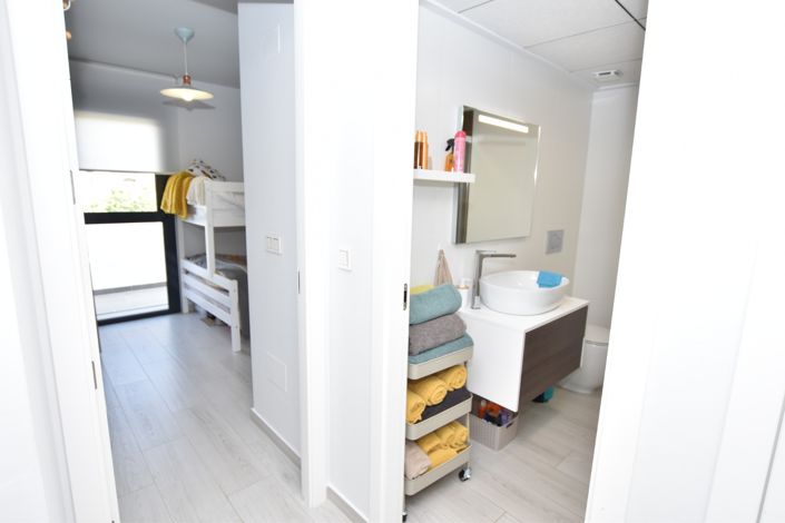 Image No.13-3 Bed Apartment for sale