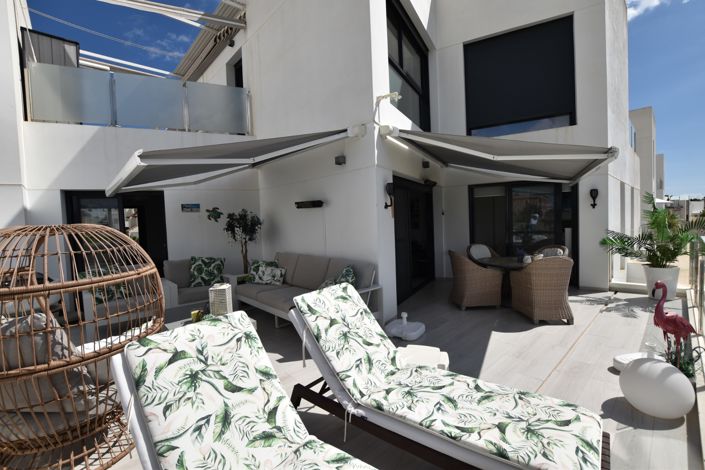 Image No.25-3 Bed Apartment for sale