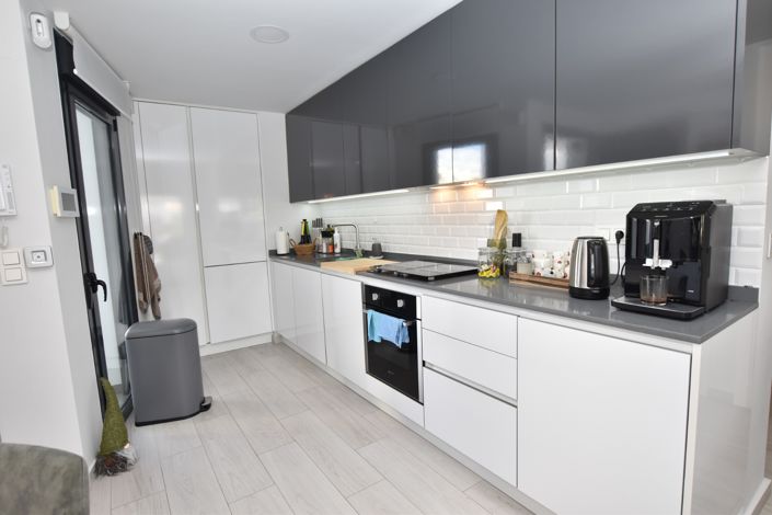 Image No.6-3 Bed Apartment for sale