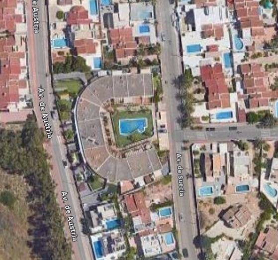 Image No.49-2 Bed Townhouse for sale