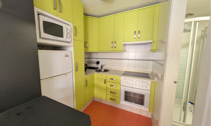 Image No.15-2 Bed Apartment for sale