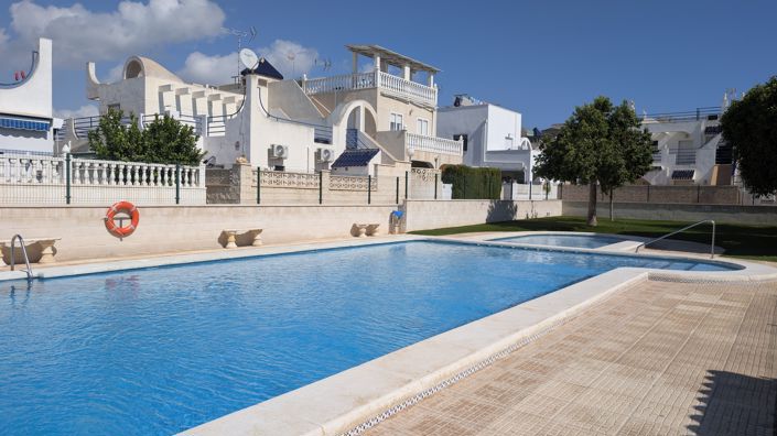 Image No.24-2 Bed Apartment for sale