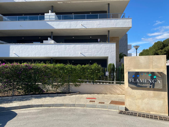 Image No.21-3 Bed Apartment for sale