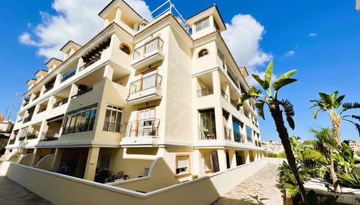 Image No.1-3 Bed Apartment for sale