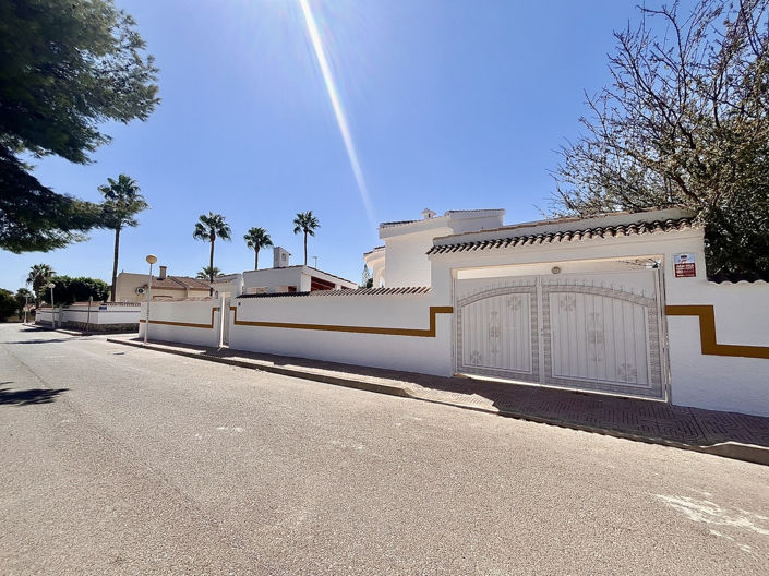 Image No.31-3 Bed Villa for sale