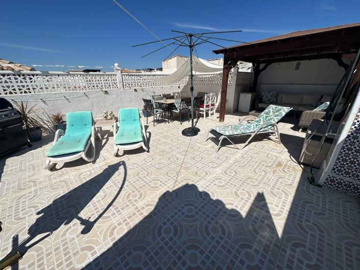 Image No.20-2 Bed Apartment for sale