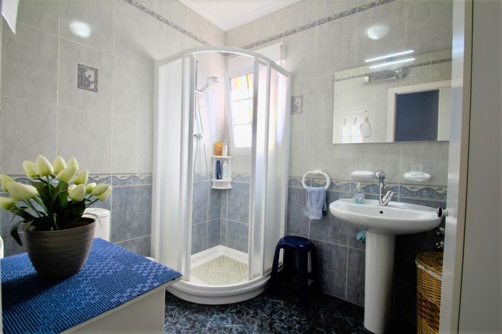 Image No.14-6 Bed Villa for sale