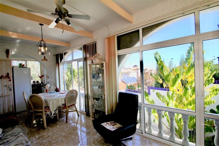 Image No.7-6 Bed Villa for sale