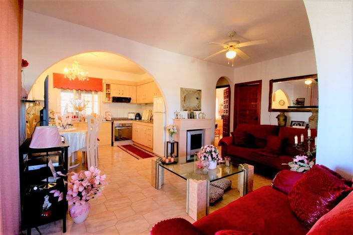 Image No.9-6 Bed Villa for sale