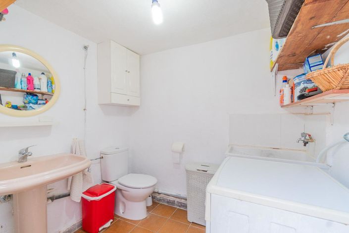 Image No.28-4 Bed Villa for sale