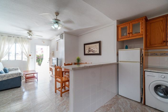 Image No.23-2 Bed Apartment for sale