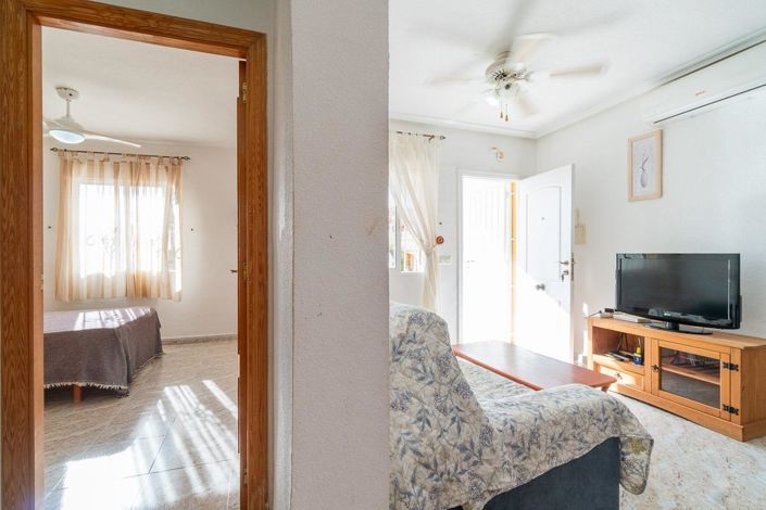 Image No.25-2 Bed Apartment for sale