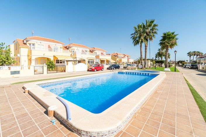 Image No.32-2 Bed Apartment for sale