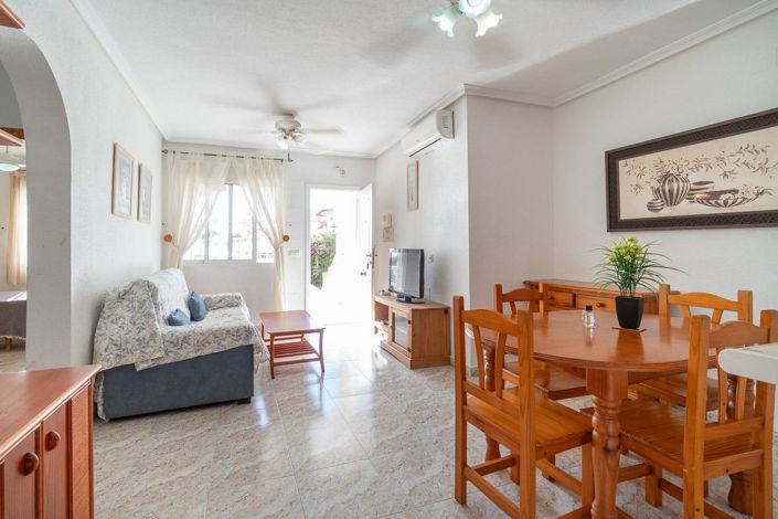 Image No.9-2 Bed Apartment for sale