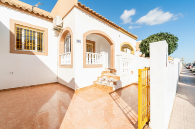 71331altoslimonar2bedbungalowwithcommunalpool
