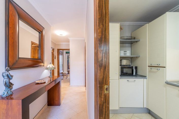 Image No.10-3 Bed Apartment for sale