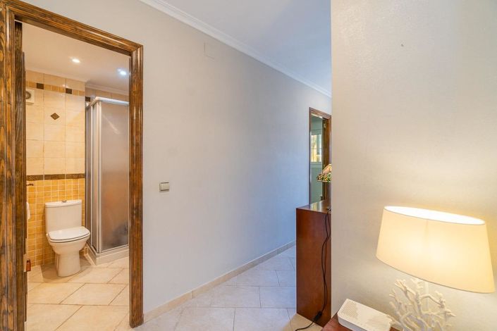 Image No.15-3 Bed Apartment for sale