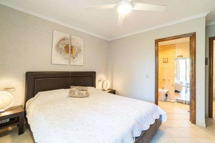 Image No.19-3 Bed Apartment for sale