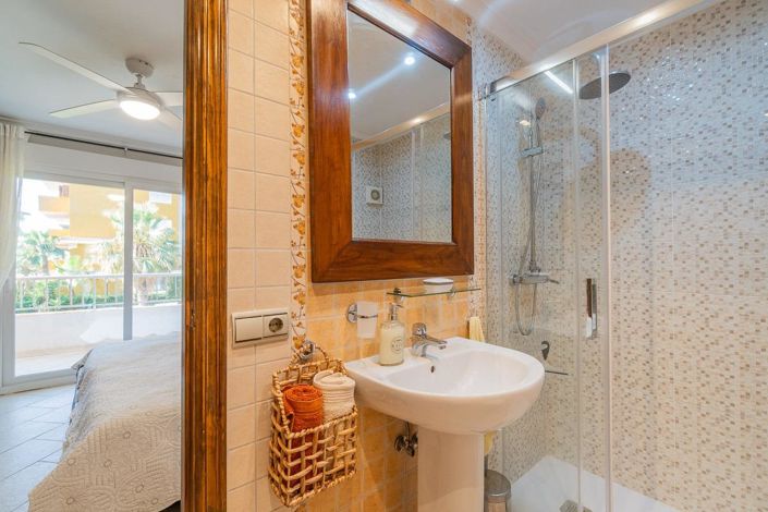 Image No.23-3 Bed Apartment for sale