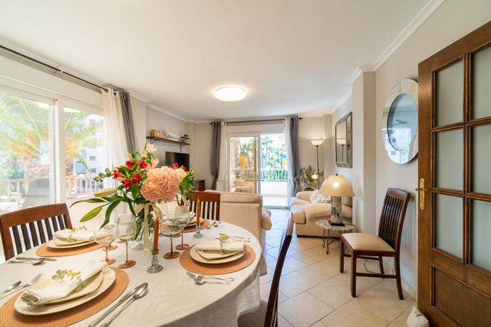 Image No.25-3 Bed Apartment for sale