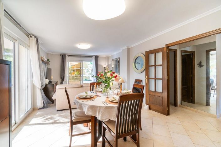 Image No.27-3 Bed Apartment for sale