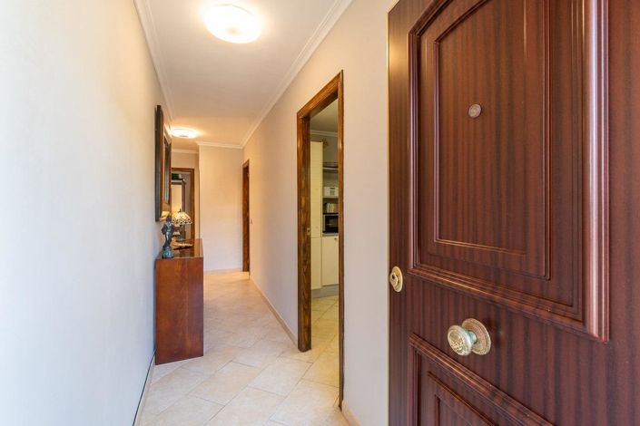 Image No.8-3 Bed Apartment for sale