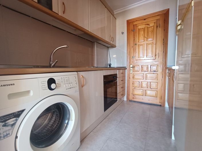 Image No.3-Appartement de 3 chambres à vendre à Torrevieja