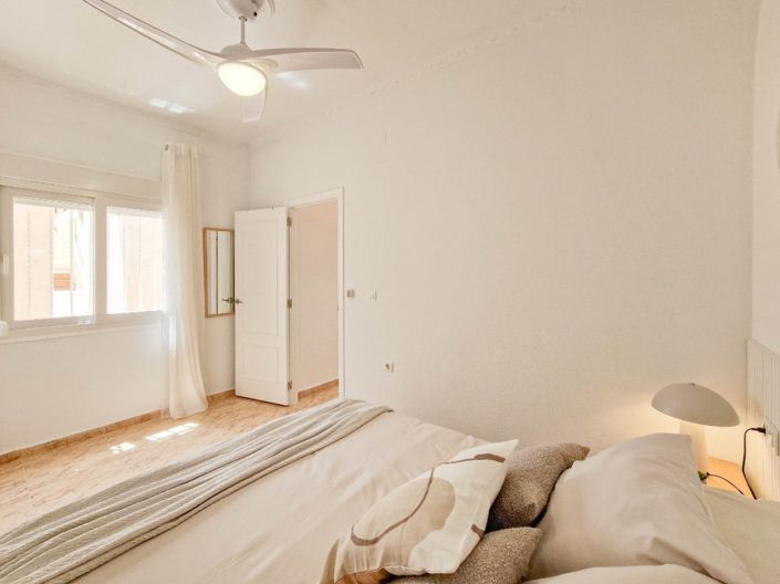 Image No.23-Villa de 2 chambres à vendre à Torrevieja