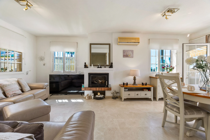 Image No.9-3 Bed Villa for sale