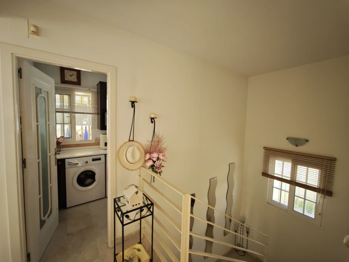 Image No.15-3 Bed Villa for sale