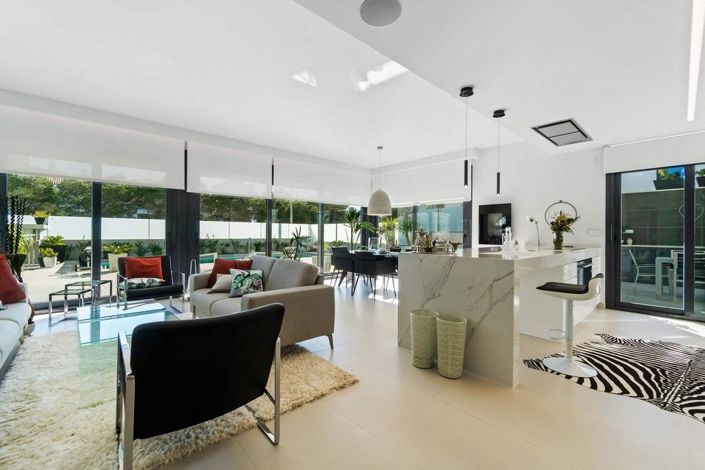 Image No.6-3 Bed Villa for sale