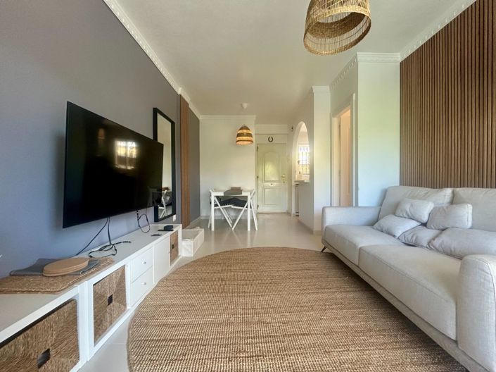 Image No.5-2 Bed Townhouse for sale