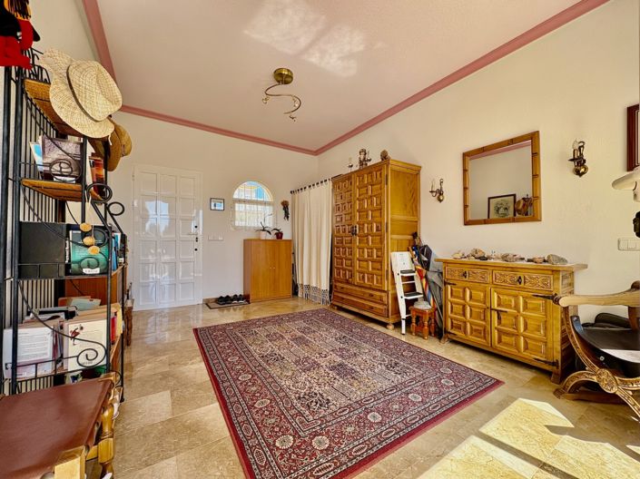 Image No.25-3 Bed Villa for sale