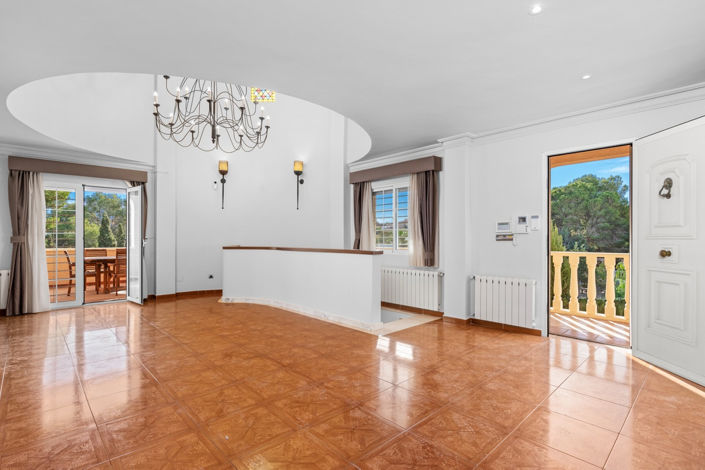 Image No.11-4 Bed Villa for sale